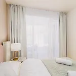 Apart111 - Garden *