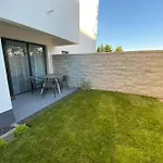 Apart111 - Garden